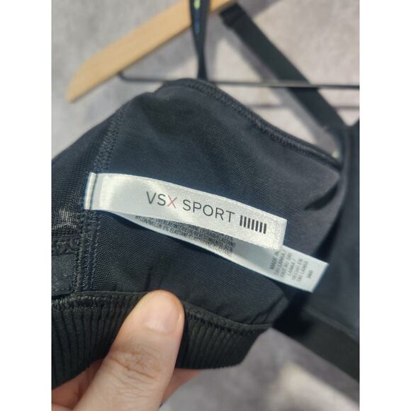 VSX Victoria’s Secret Knockout Sports Bra Zip Maximum Support 34D Underwire - Picture 3 of 5